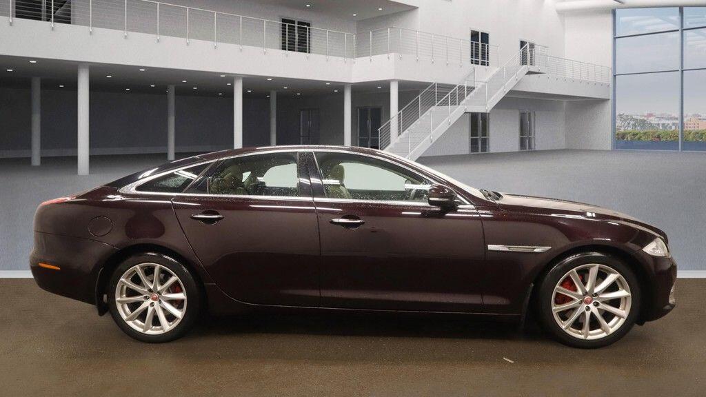 Used Jaguar XJ 2010 for sale - 77484383: Photo 11