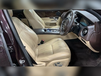 Used Jaguar XJ 2010 for sale - 77484383: Photo