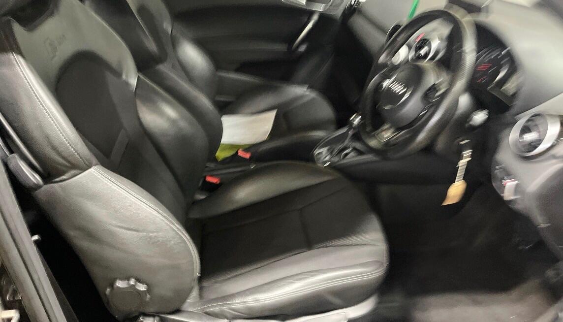 Used Audi A1 2012 for sale - 78127537: Photo 2