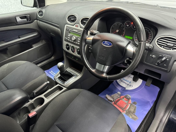 Used Ford Focus 2007 for sale - 73614992: Photo 2