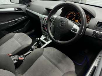Used Vauxhall Astra 2009 for sale - 73647665: Photo