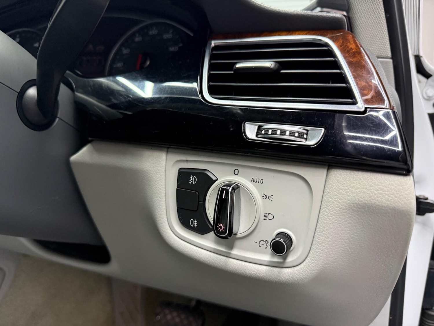 Used Audi A8 for sale - 78058961: Photo 21