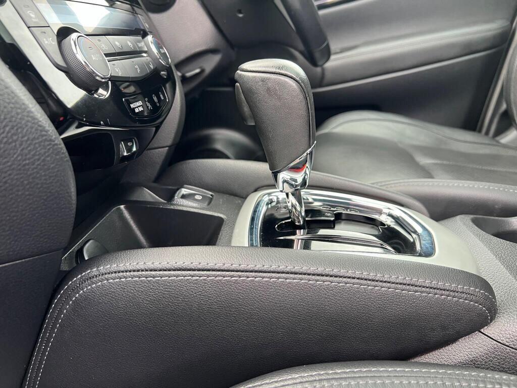 Used Nissan Qashqai 2017 for sale - 77097615: Photo 4