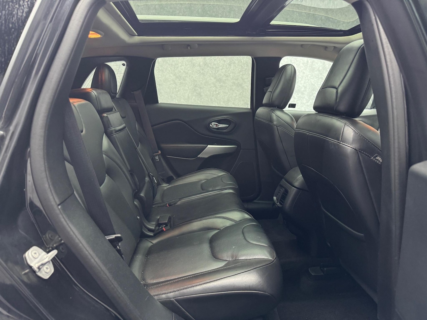 Used Jeep Cherokee 2017 for sale - 78035203: Photo 6