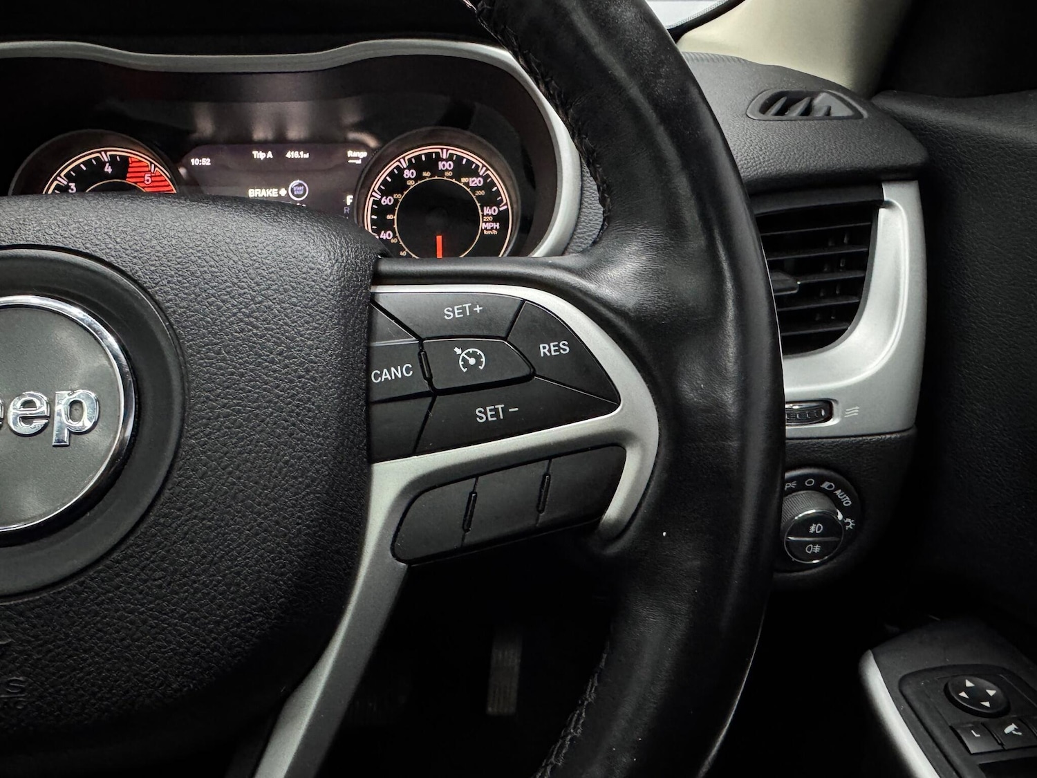 Used Jeep Cherokee 2017 for sale - 78035203: Photo 9