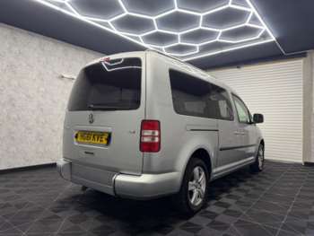 Used Volkswagen Caddy Maxi 2011 for sale - 74934953: Photo