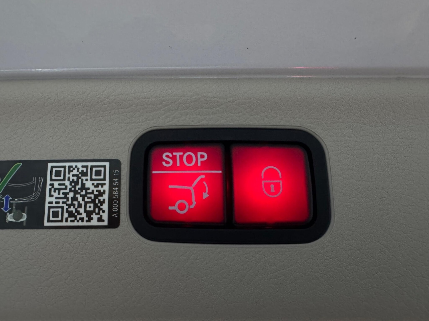 Used Mercedes-Benz EQS 2023 for sale - 76550664: Photo 35