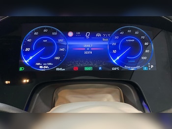 Used Mercedes-Benz EQS 2023 for sale - 76550664: Photo