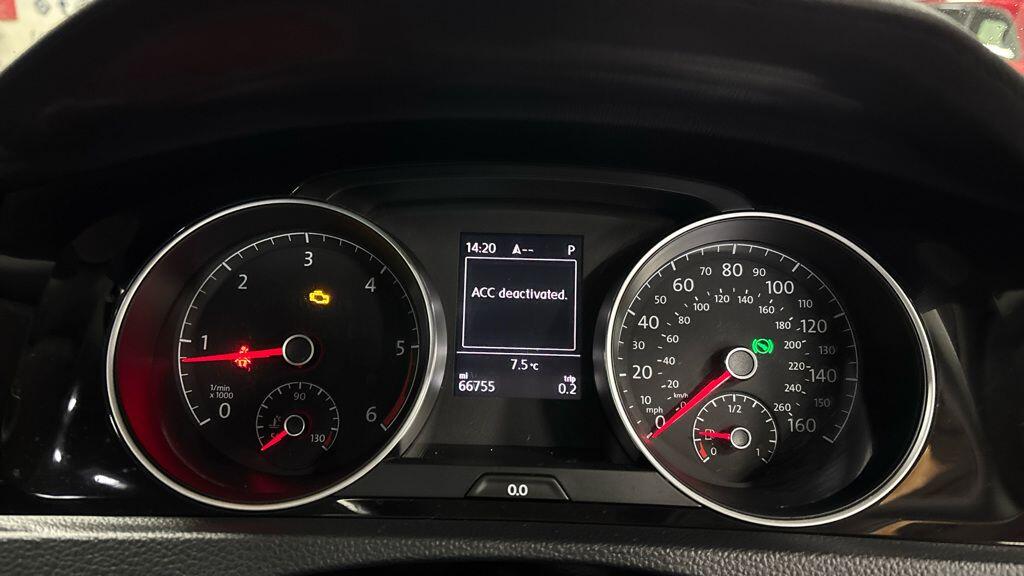 Used Volkswagen Golf 2014 for sale - 77376821: Photo 10