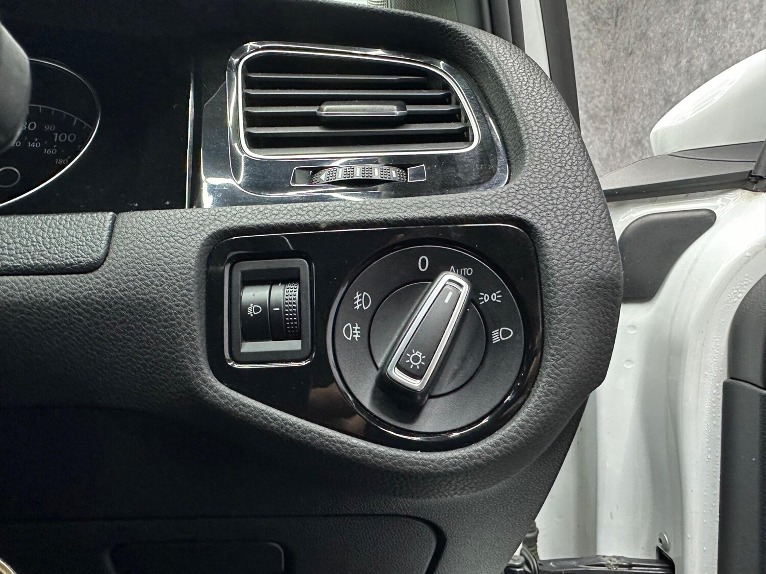 Used Volkswagen Golf 2014 for sale - 77376821: Photo 26