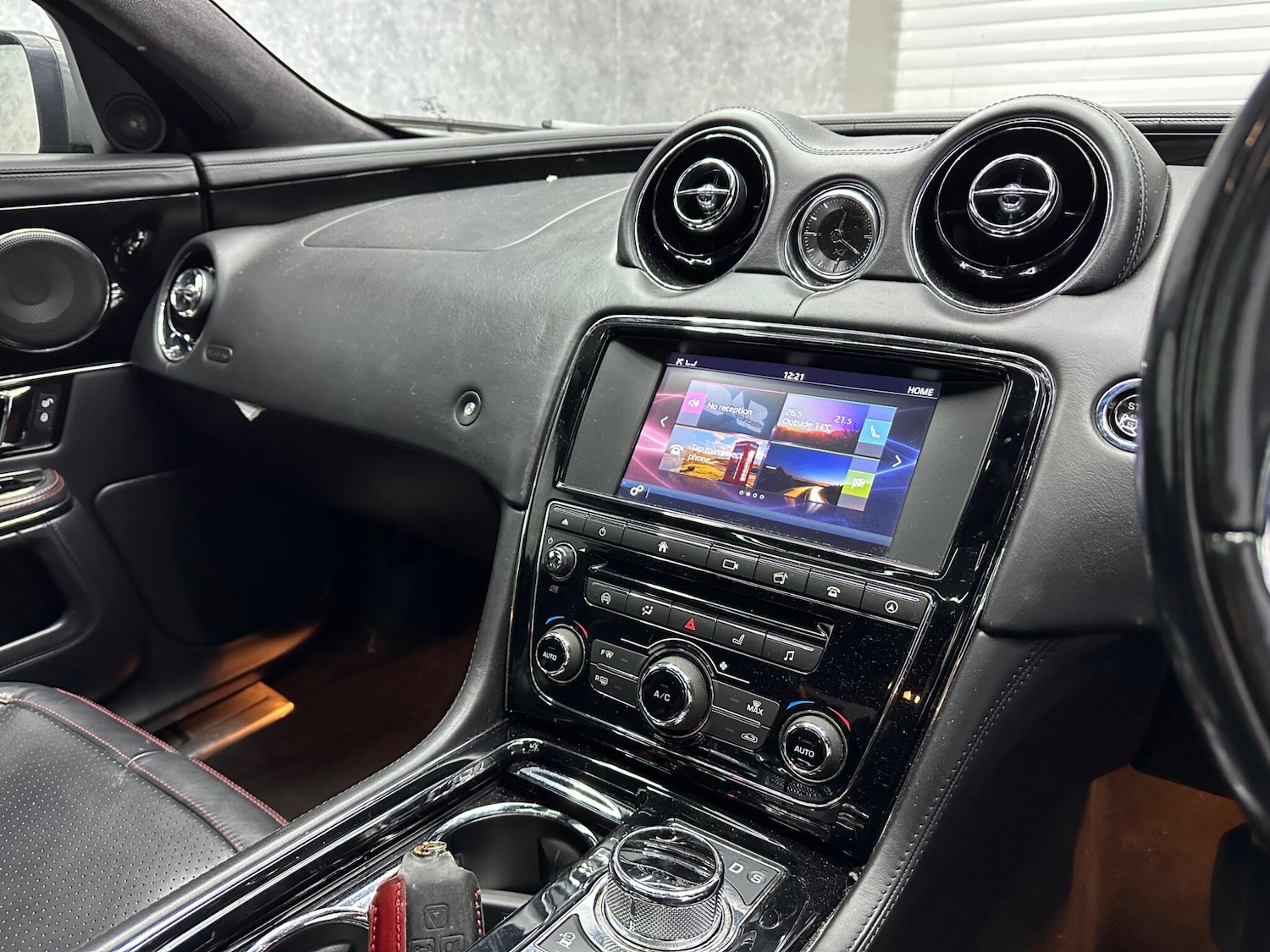 Used Jaguar XJ 2016 for sale - 78058112: Photo 12