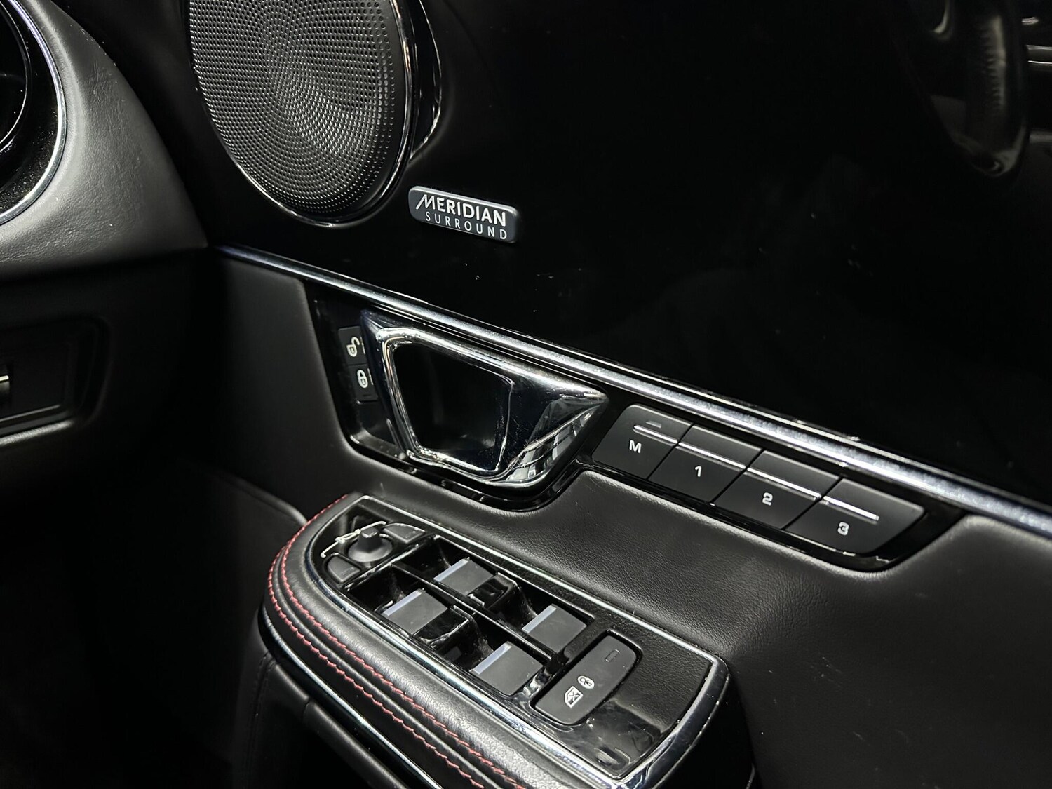 Used Jaguar XJ 2016 for sale - 78058112: Photo 22