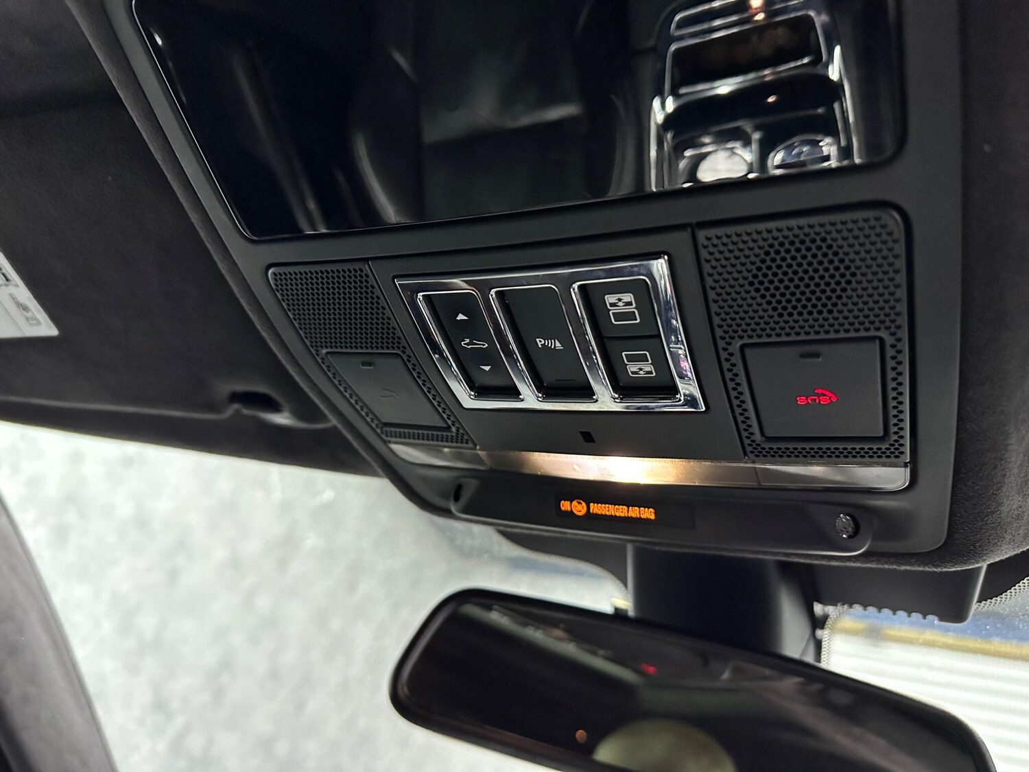 Used Jaguar XJ 2016 for sale - 78058112: Photo 24