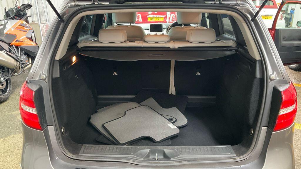 Used Mercedes-Benz B Class 2013 for sale - 77425039: Photo 11