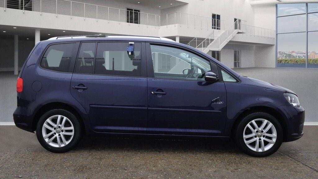 Used Volkswagen Touran 2015 for sale - 76432976: Photo 10