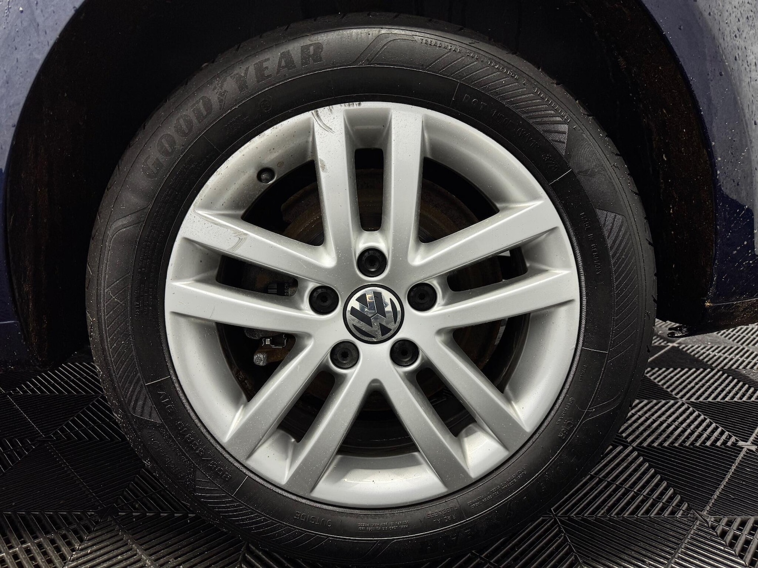 Used Volkswagen Touran 2015 for sale - 76432976: Photo 22