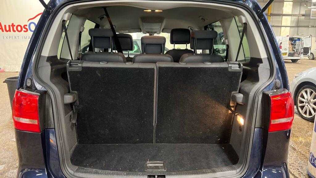 Used Volkswagen Touran 2015 for sale - 76432976: Photo 7