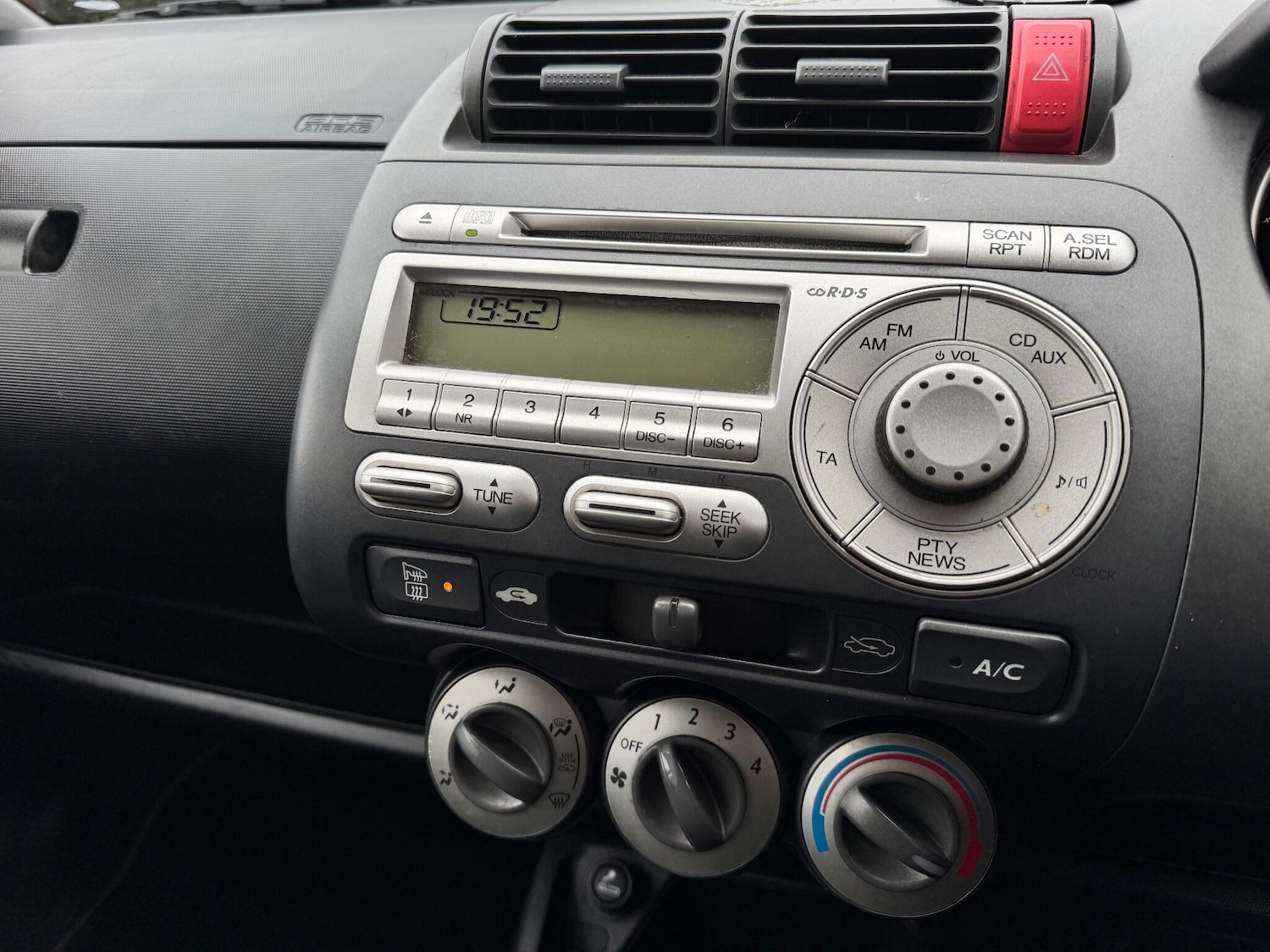 Used Honda Jazz 2005 for sale - 76975909: Photo 10