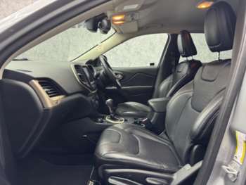 Used Jeep Cherokee 2015 for sale - 74899257: Photo
