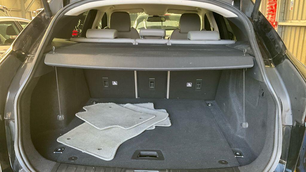 Used Jaguar F-Pace 2018 for sale - 76457340: Photo 12