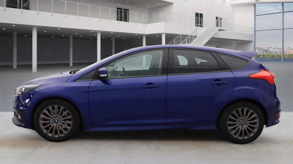 Used Ford Focus 2015 for sale - 76976416: Photo 10