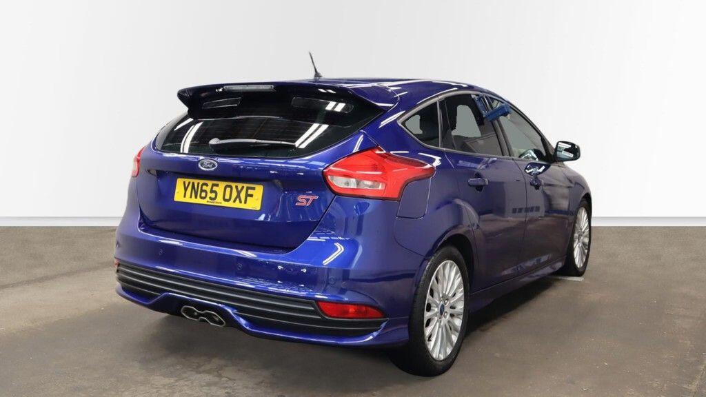 Used Ford Focus 2015 for sale - 76976416: Photo 4