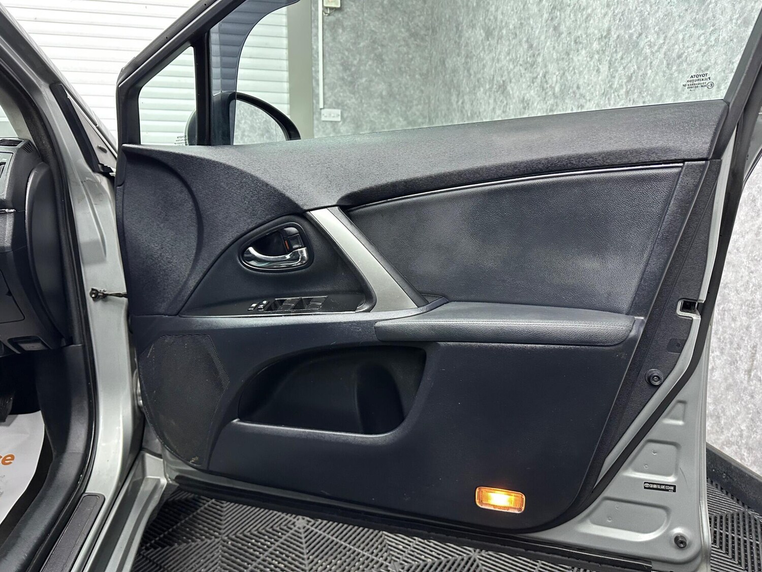 Used Toyota Avensis 2014 for sale - 78058703: Photo 18