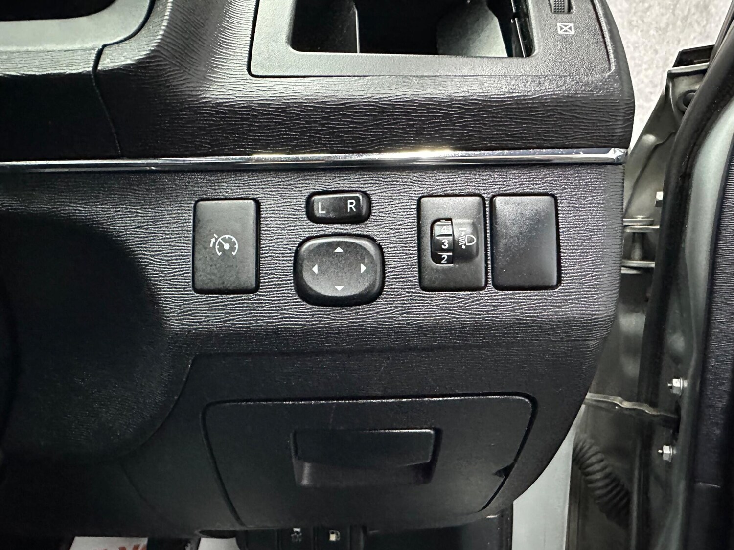 Used Toyota Avensis 2014 for sale - 78058703: Photo 23