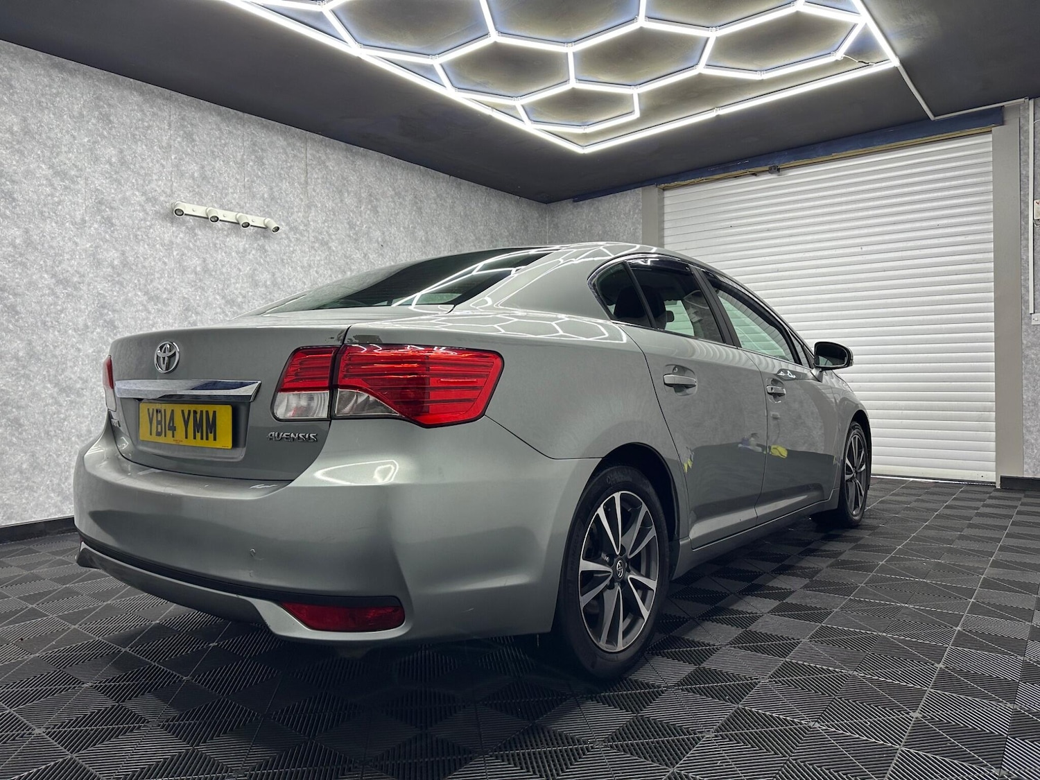 Used Toyota Avensis 2014 for sale - 78058703: Photo 6