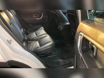 Used Land Rover Discovery Sport 2015 for sale - 77101955: Photo