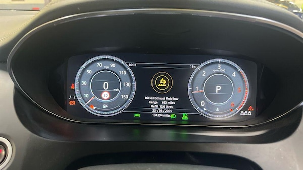 Used Jaguar E-Pace 2019 for sale - 75070621: Photo 3