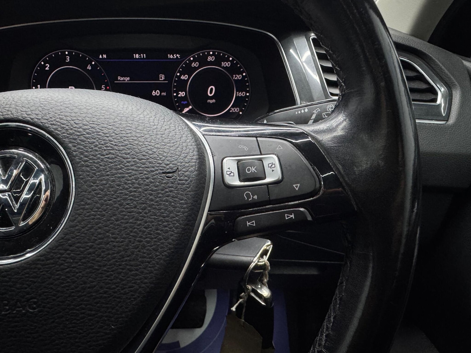 Used Volkswagen Tiguan 2017 for sale - 76671180: Photo 10