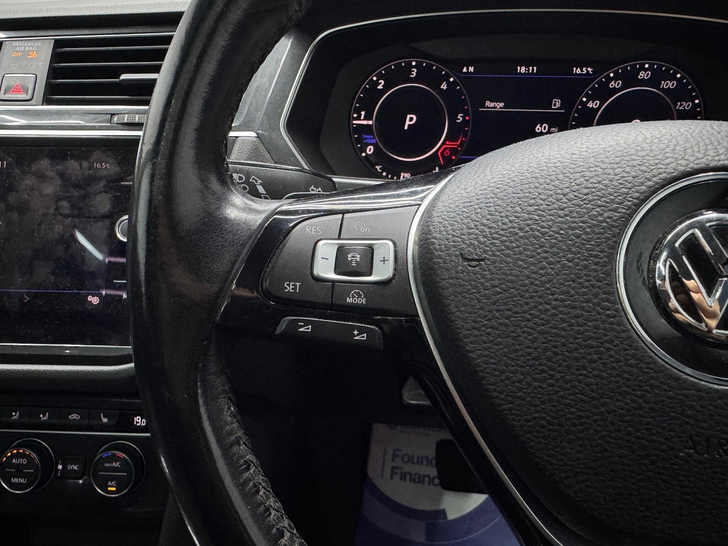 Used Volkswagen Tiguan 2017 for sale - 76671180: Photo 9