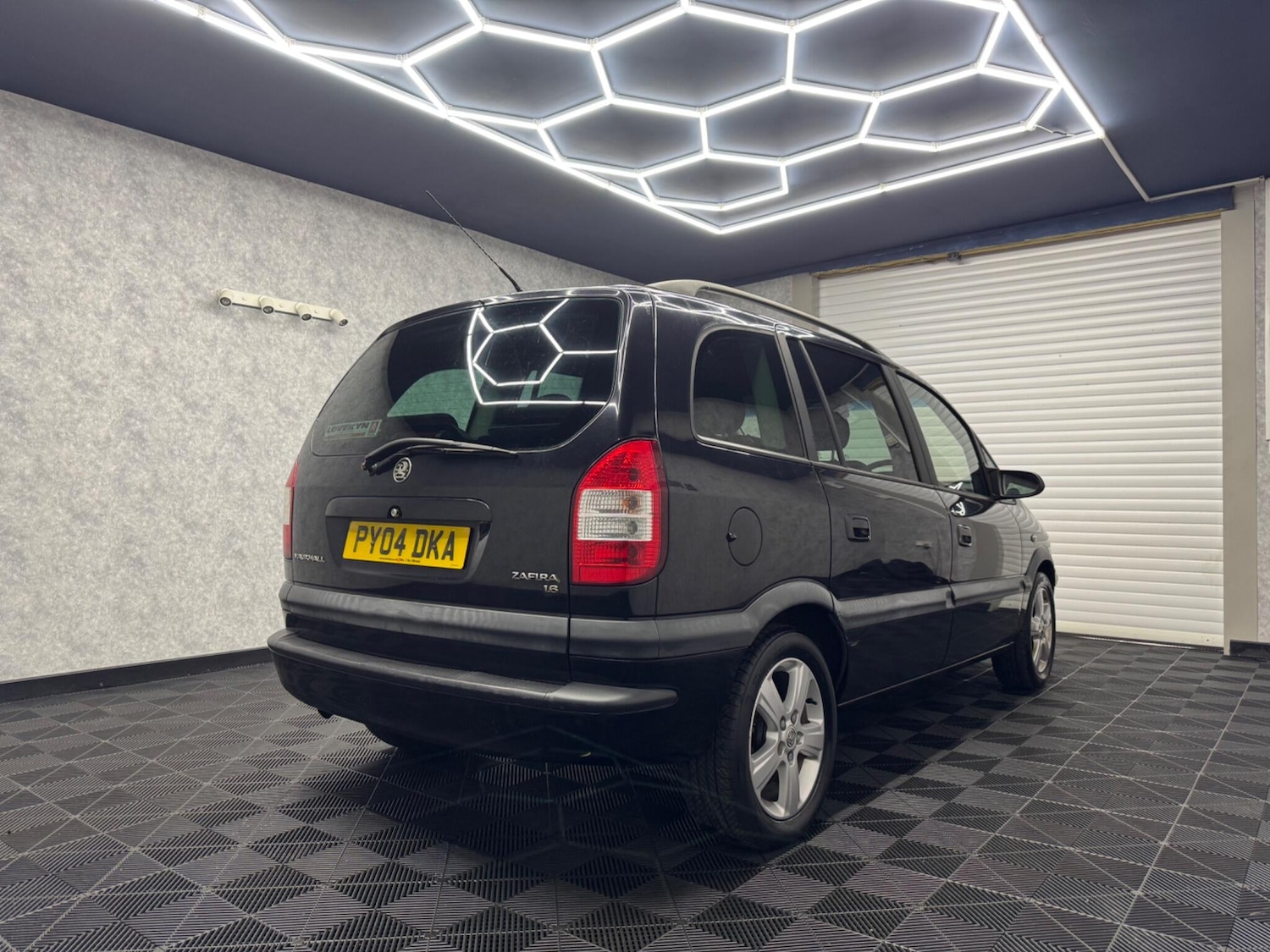 Used Vauxhall Zafira 2004 for sale - 77314558: Photo 14