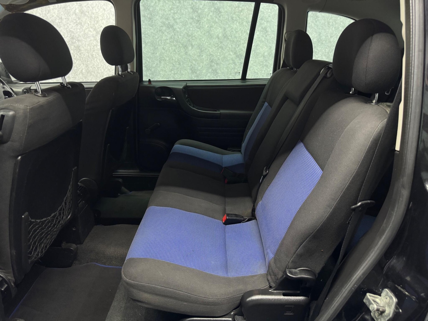 Used Vauxhall Zafira 2004 for sale - 77314558: Photo 15