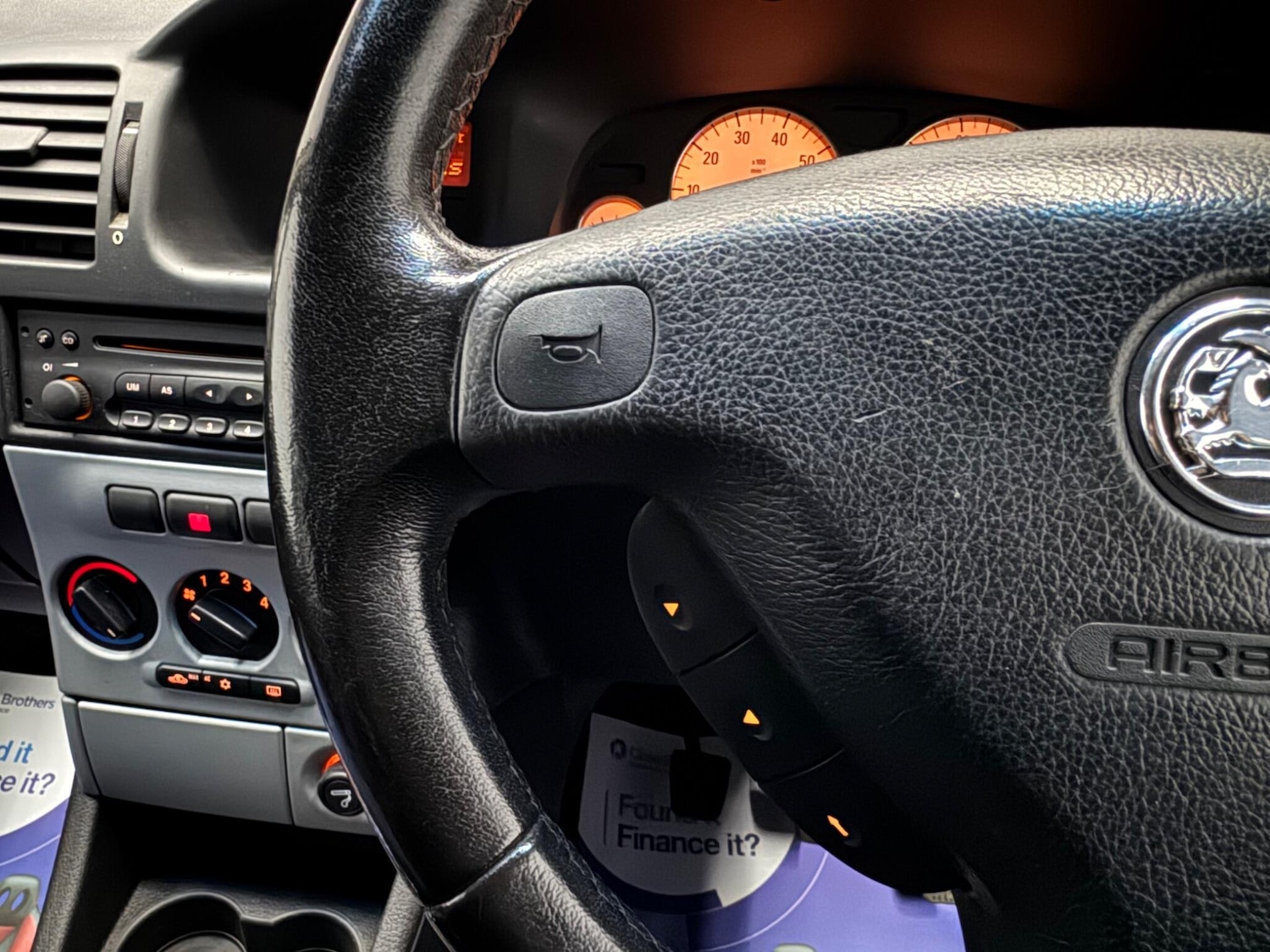 Used Vauxhall Zafira 2004 for sale - 77314558: Photo 2