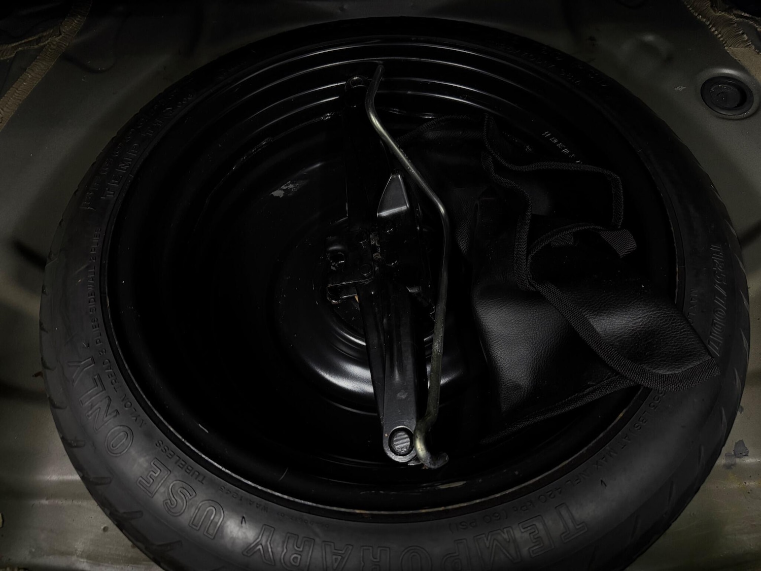 Used Toyota Auris 2013 for sale - 77081342: Photo 25