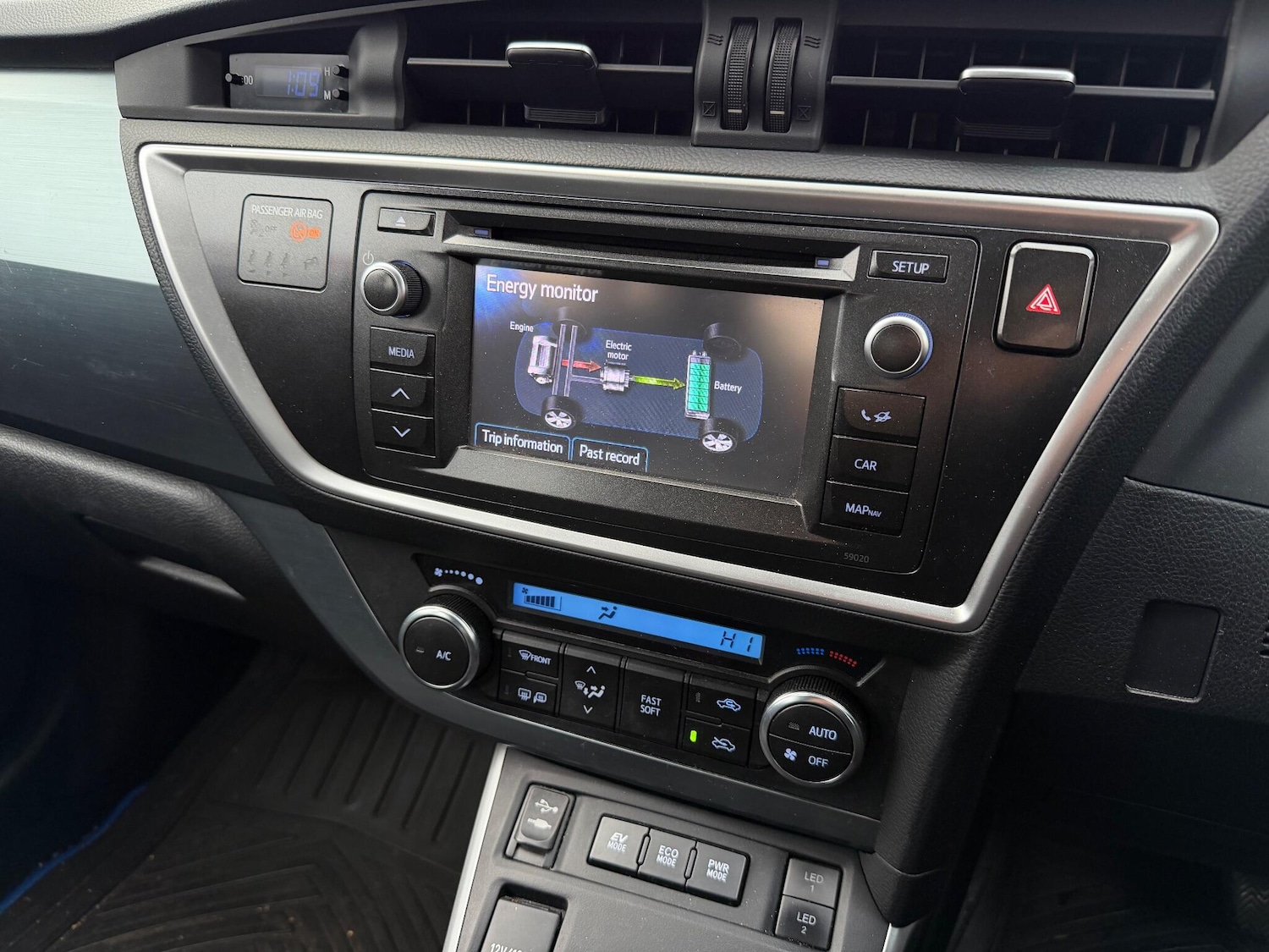 Used Toyota Auris 2013 for sale - 77081342: Photo 7