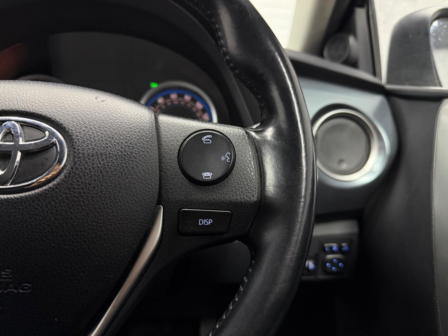 Used Toyota Auris 2013 for sale - 77081342: Photo 9