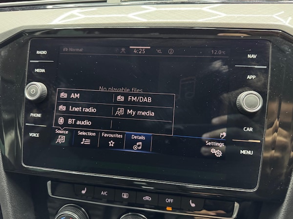 Used Volkswagen Passat 2020 for sale - 74395712: Photo 32