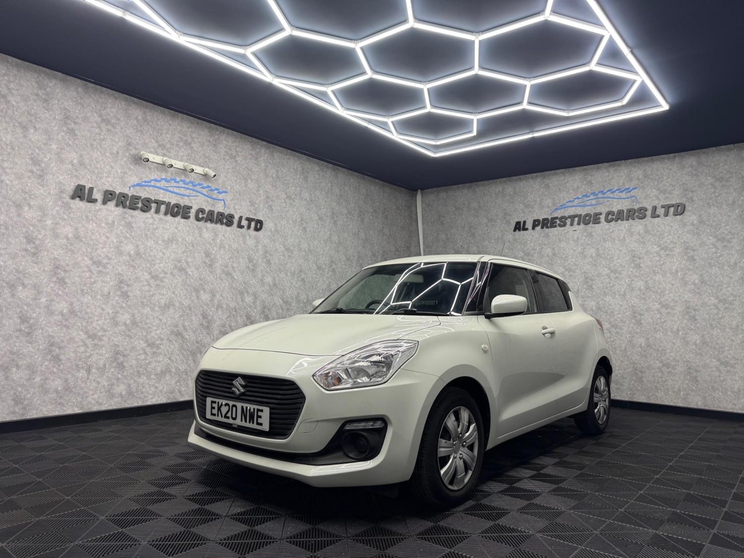 Used Suzuki Swift for sale - 78058979: Photo 1