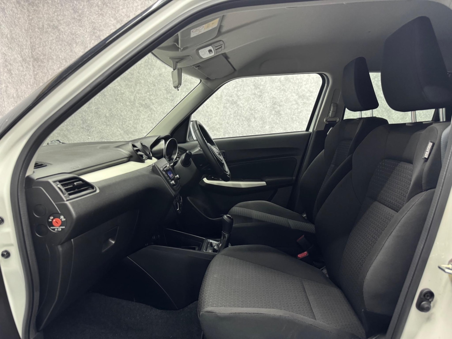 Used Suzuki Swift for sale - 78058979: Photo 3