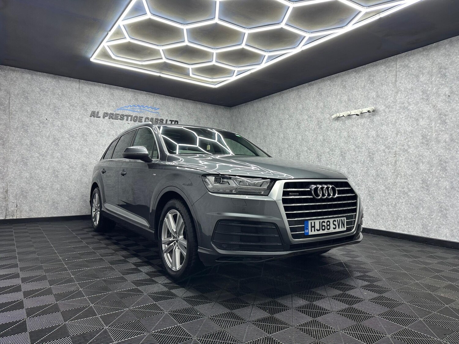 Used Audi Q7 for sale - 77994364: Photo 6