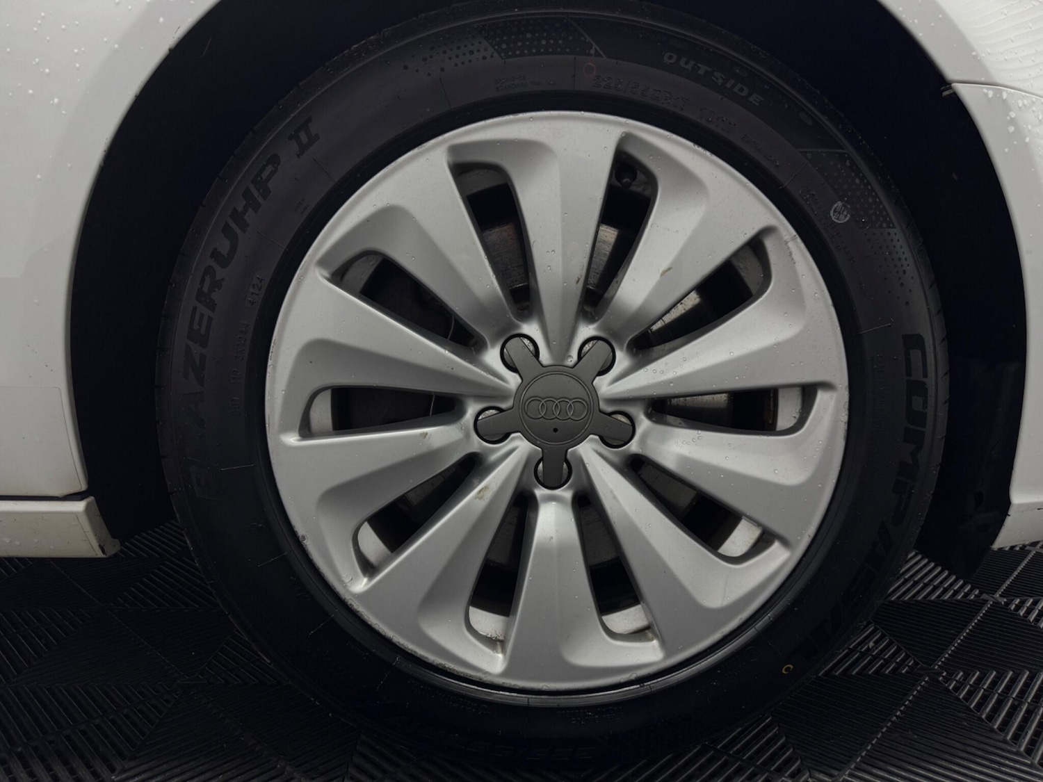 Used Audi A6 Saloon 2014 for sale - 76361363: Photo 32