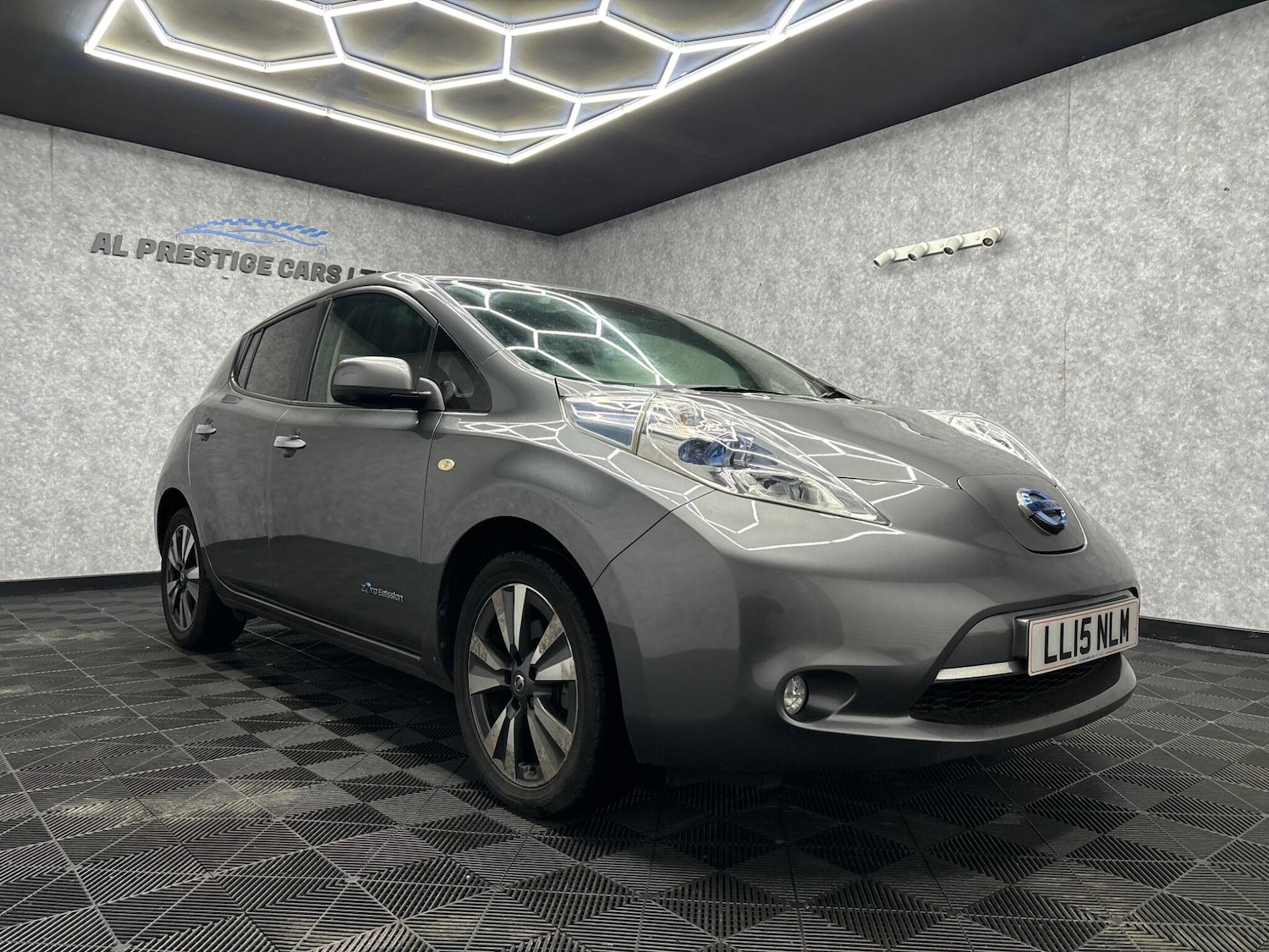 Used Nissan Leaf 2015 for sale - 77559459: Photo 5
