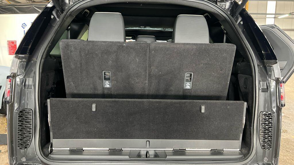 Used Land Rover Discovery 2017 for sale - 77081678: Photo 4