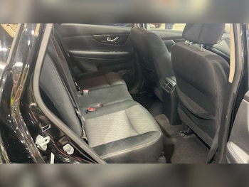 Used Nissan X-Trail 2017 for sale - 77645991: Photo