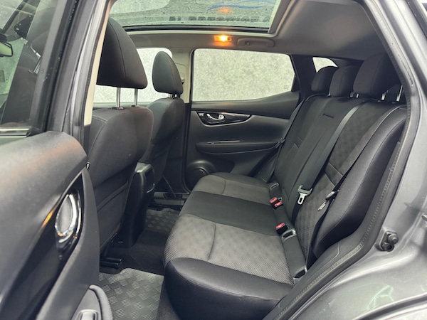 Used Nissan Qashqai 2015 for sale - 76246862: Photo 6