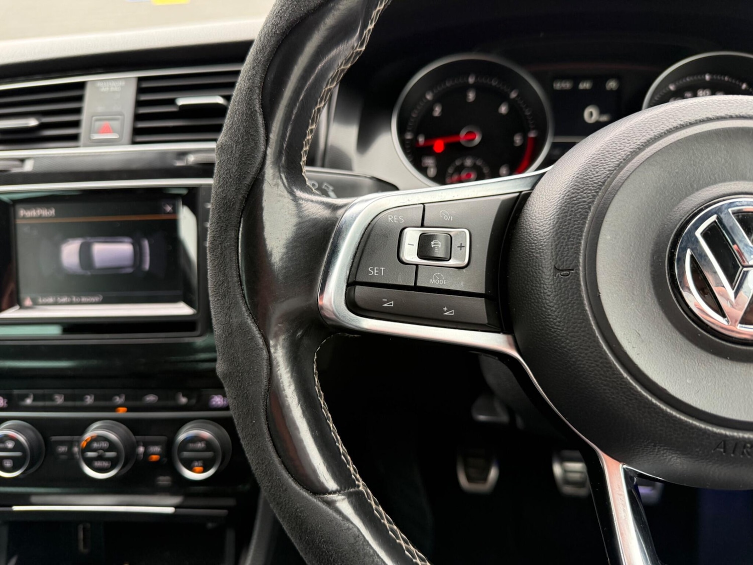 Used Volkswagen Golf 2014 for sale - 78006928: Photo 13