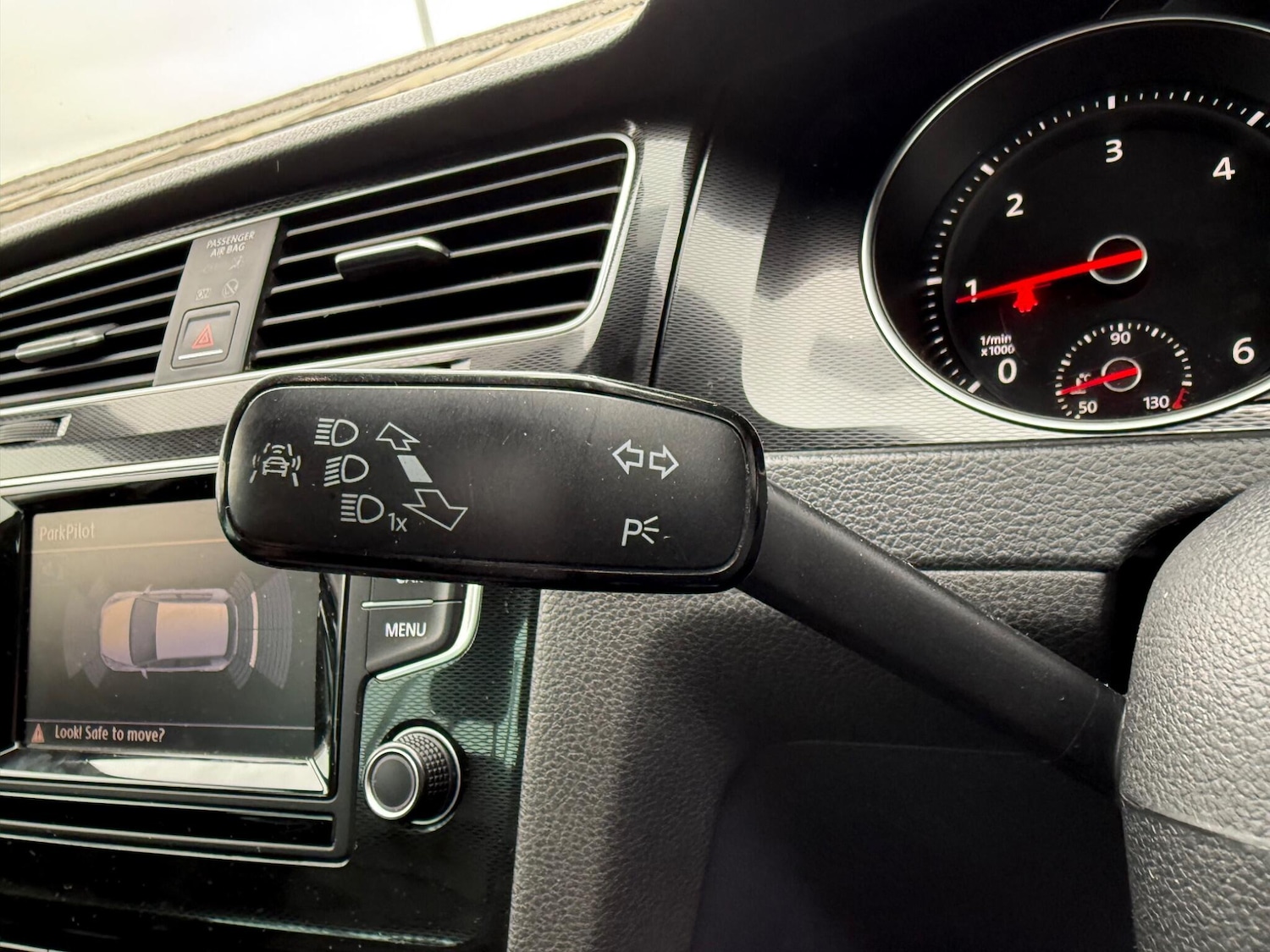 Used Volkswagen Golf 2014 for sale - 78006928: Photo 4